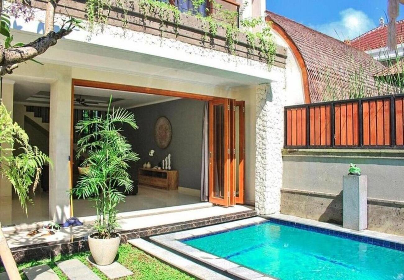 Kubu Gwk Villa Jimbaran Exterior foto